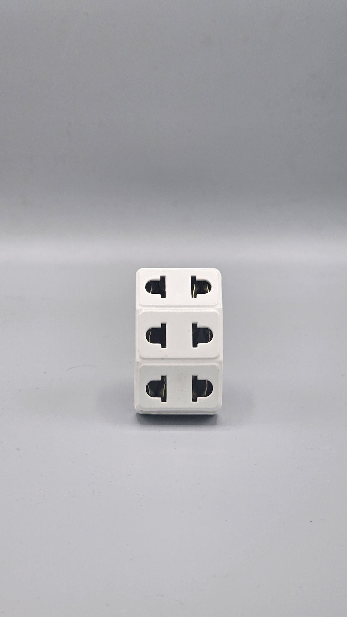 2-Pin Tapered Multi-plug