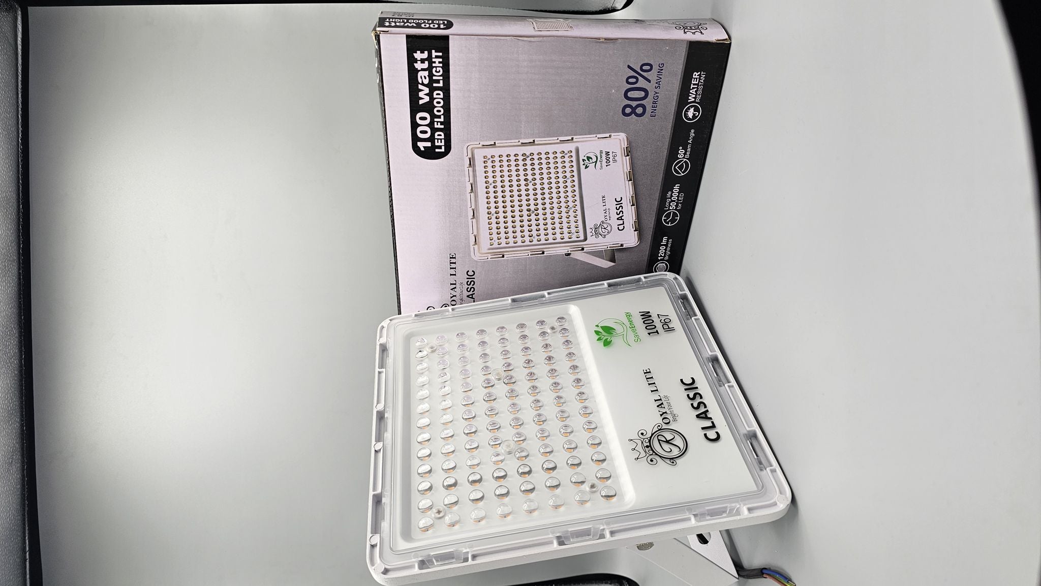 100 Watt Floodlight